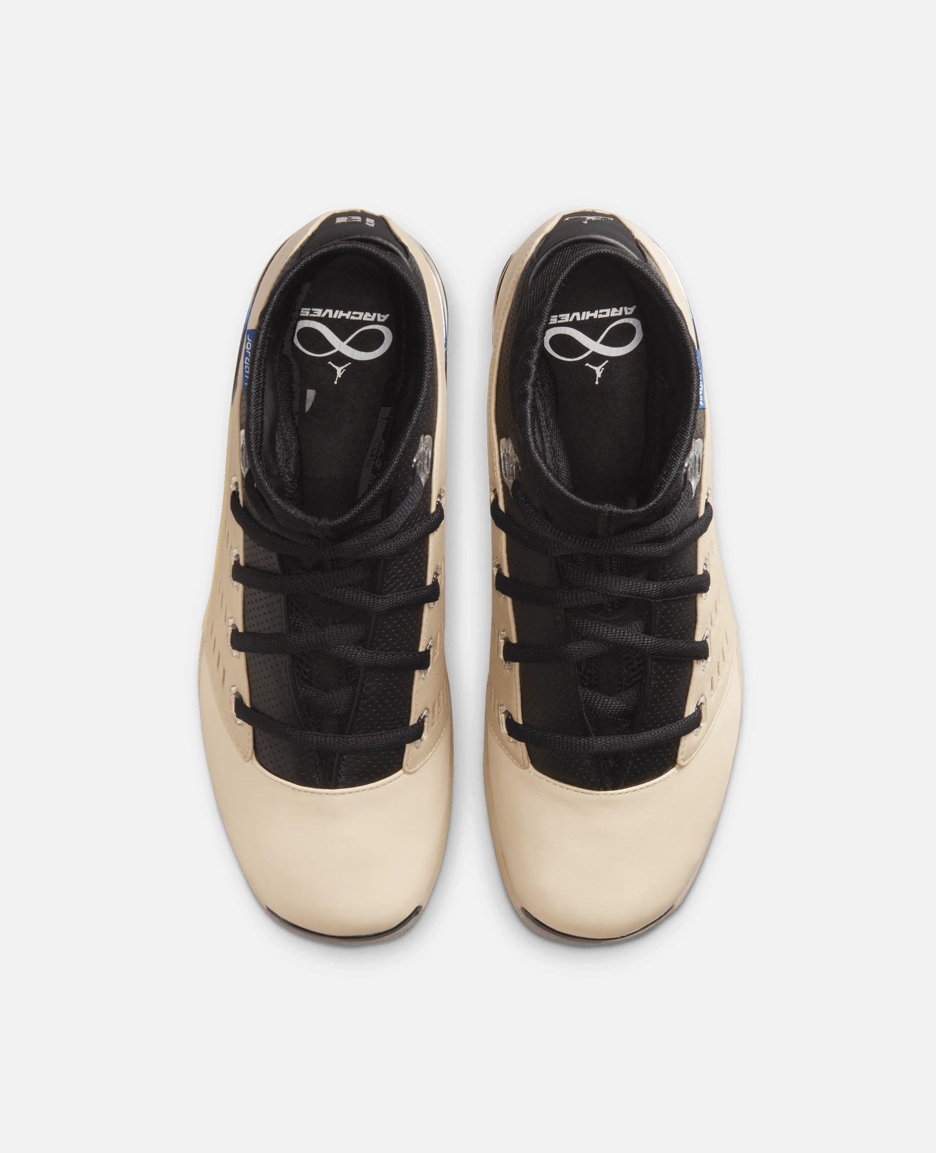 Air Jordan 17 Retro Low (Beach/Metalic Silver-Black) Nike