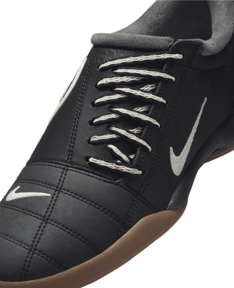 Nike Total 90 (Black/Coconut Milk-Gum Dark Brown)